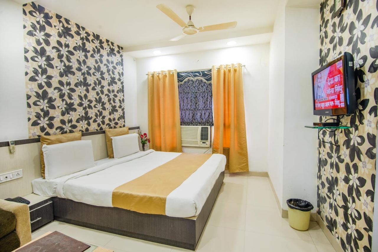 Morya Regency Hamidia Road Hotel Bhopal Bagian luar foto